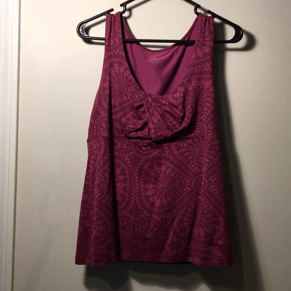 Patagonia tank top, size M very stretchy